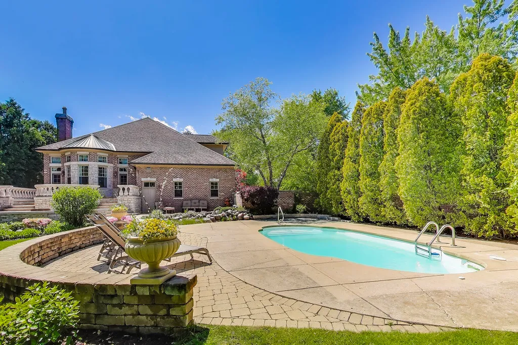 large hero image for property