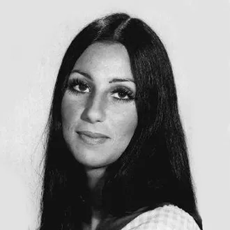 Portrait photograph of Baird & Warner Agent, Cher Sarkisian